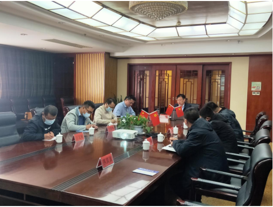 兗州中材黨委委員、副總經(jīng)理顏景祥到河南片區(qū)黨支部講授專題黨課